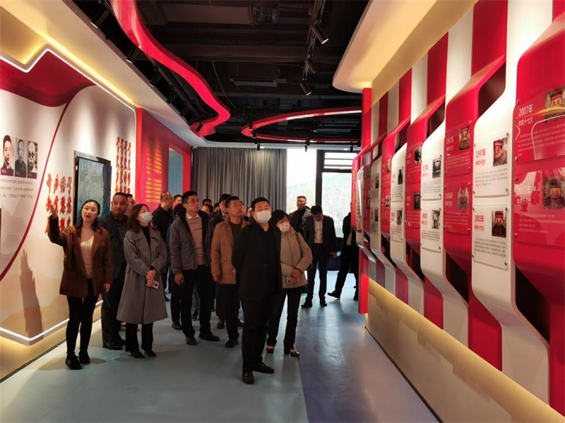 青岛市北区浮山新区街道：强化党建引领，优化营商环境