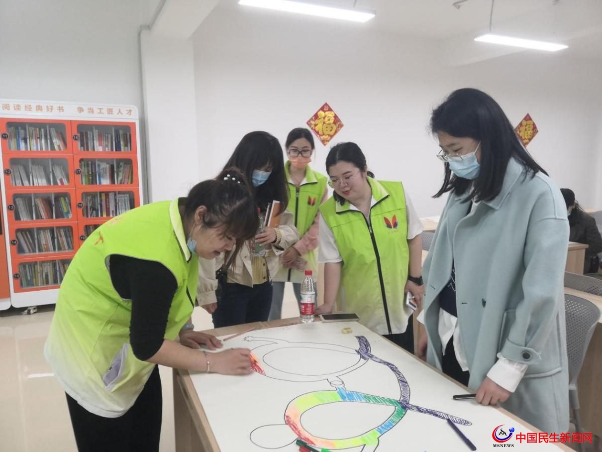 青岛市北区推进社工站建设，让“微服务”从点滴做起