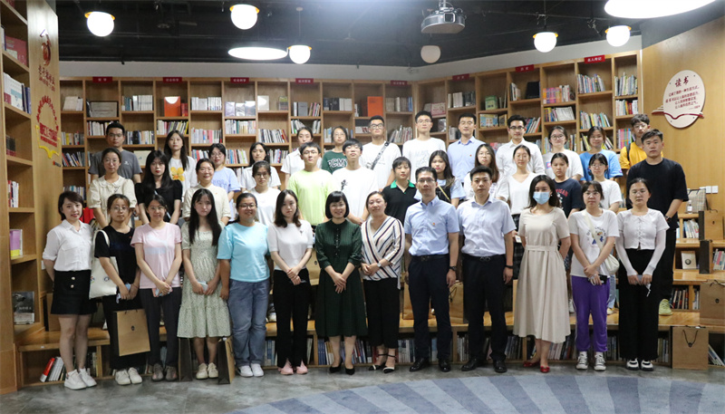 “青鸟计划·才汇崂山”大学生走进科技类企业暑期实践活动
