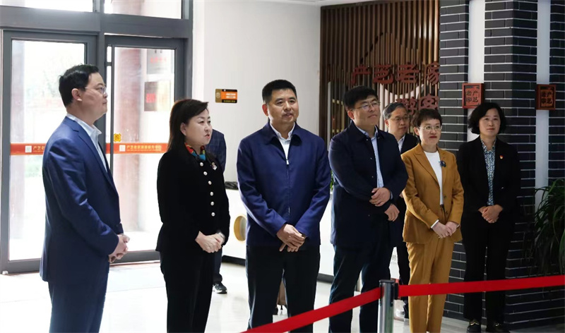 青岛市妇联主席宋立春一行到莱西市水集街道调研