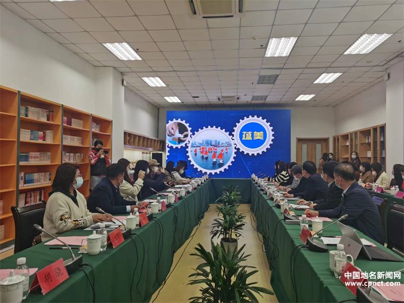 全力打造“轻负高效”的市南教学品牌 局长与大V数说市南“最优”教育