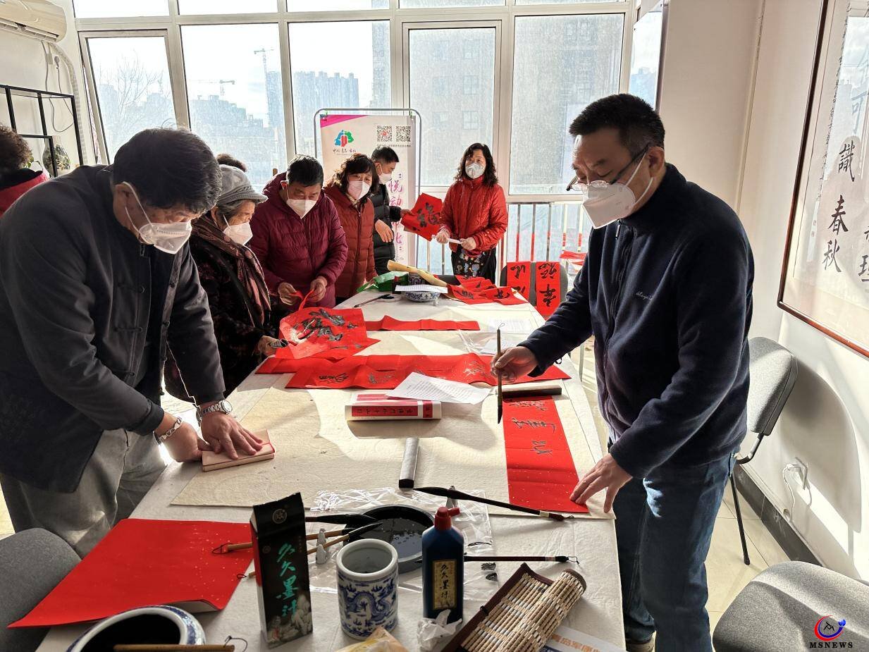 市北区大港街道开展“翰墨飘香迎新春”写福送福活动
