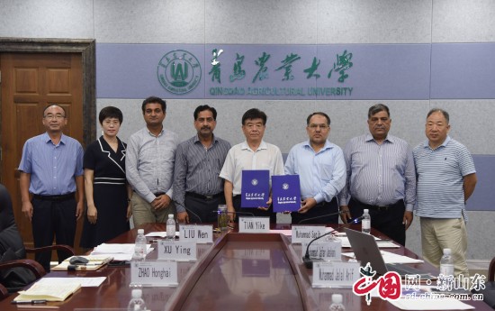 近日，青岛农业大学与巴基斯坦费萨拉巴德农业大学举行交流会议，青岛农业大学副校长田义轲出席，巴基斯坦费萨拉巴德农业大学校长伊卡尔·阿罕默德·汗线上出席会议，来校访问的该校科研、