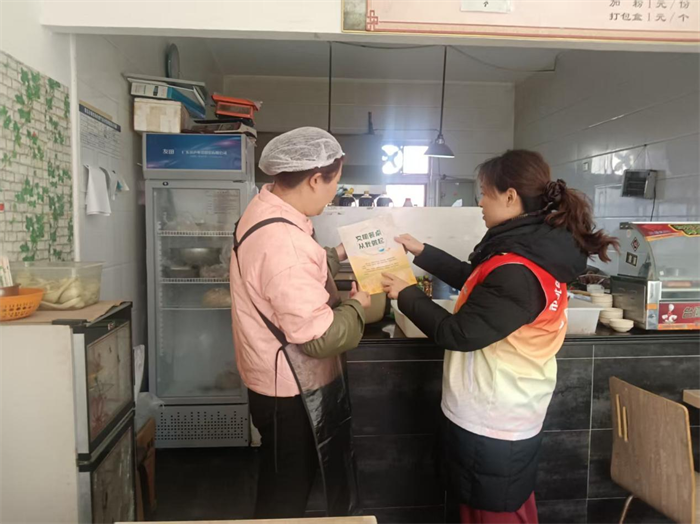 文明行动月│湖岛社区组织开展“我们的节日·春节”文明餐桌宣传活动